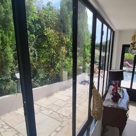 Apartment Escale